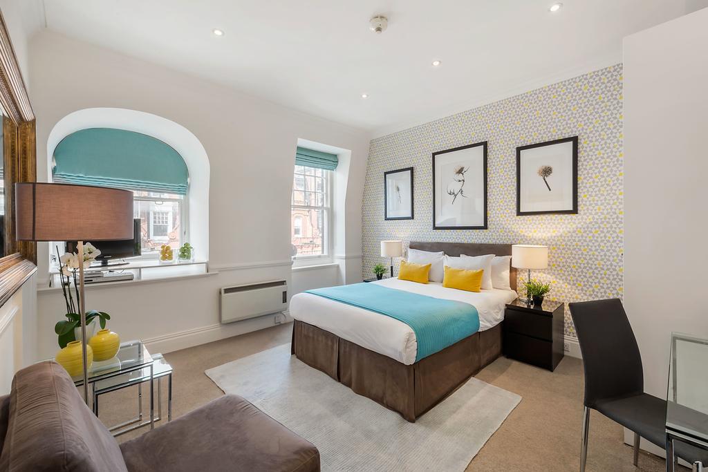 The By Capital Londra